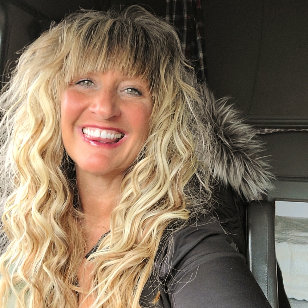 Meet your Posher, Lisa